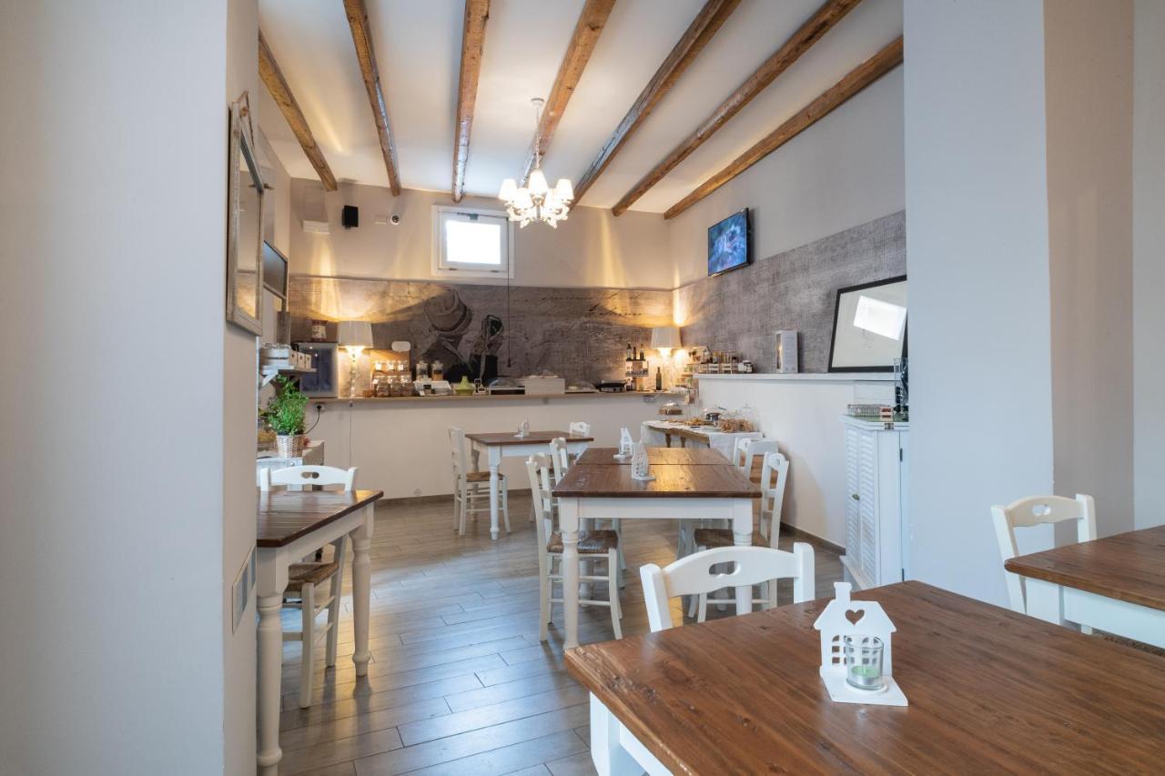 Cas'E Charming House Hotel Касерта Екстериор снимка